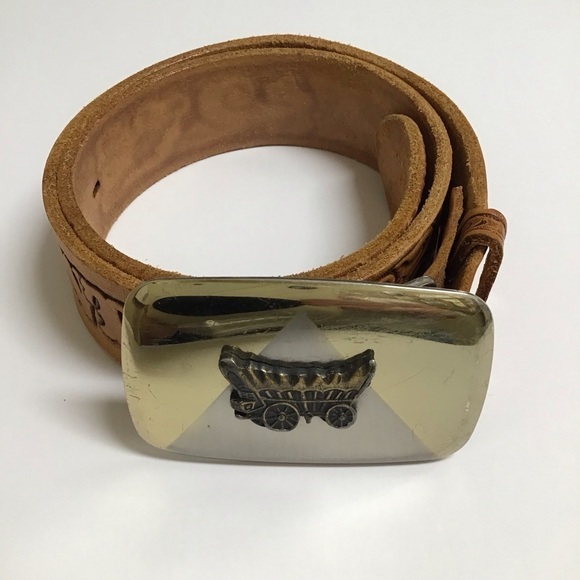 Western Outdoor Store Accessories - Montana Leather Belt SZ 28 Tooled Tan Western Wagon Buckle Kalispell MT Vintage